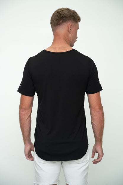 Relaxed Long Hem T - Black